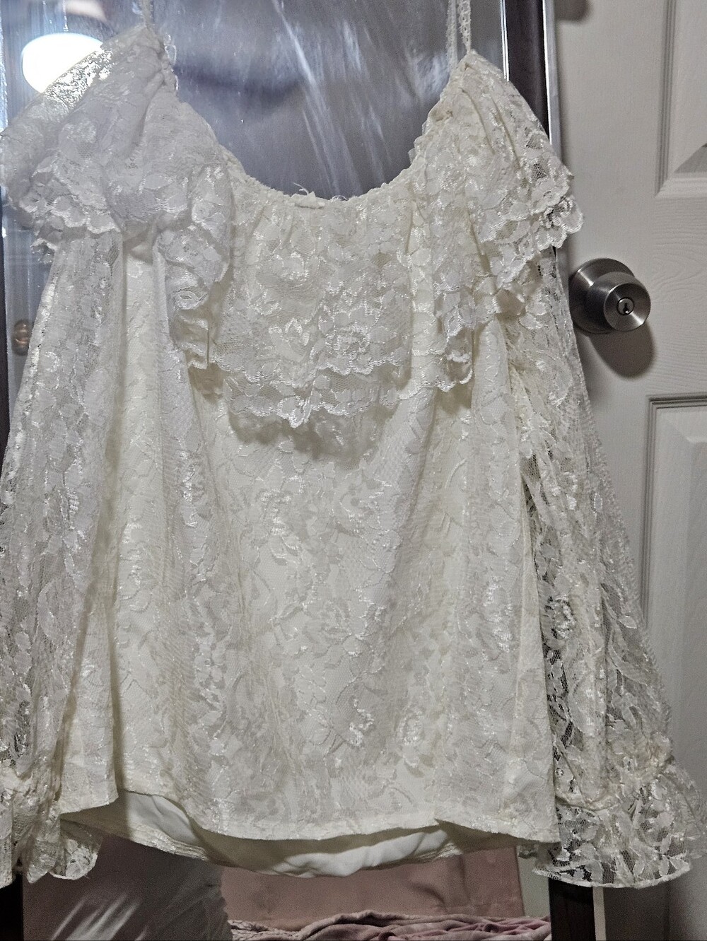 Vintage 70s Ivory Lace Off-Shoulder Blouse Boho 8 Medium Cottagecore Gunne Sax